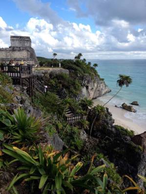 1185068_1475530556008556_2146676213_n