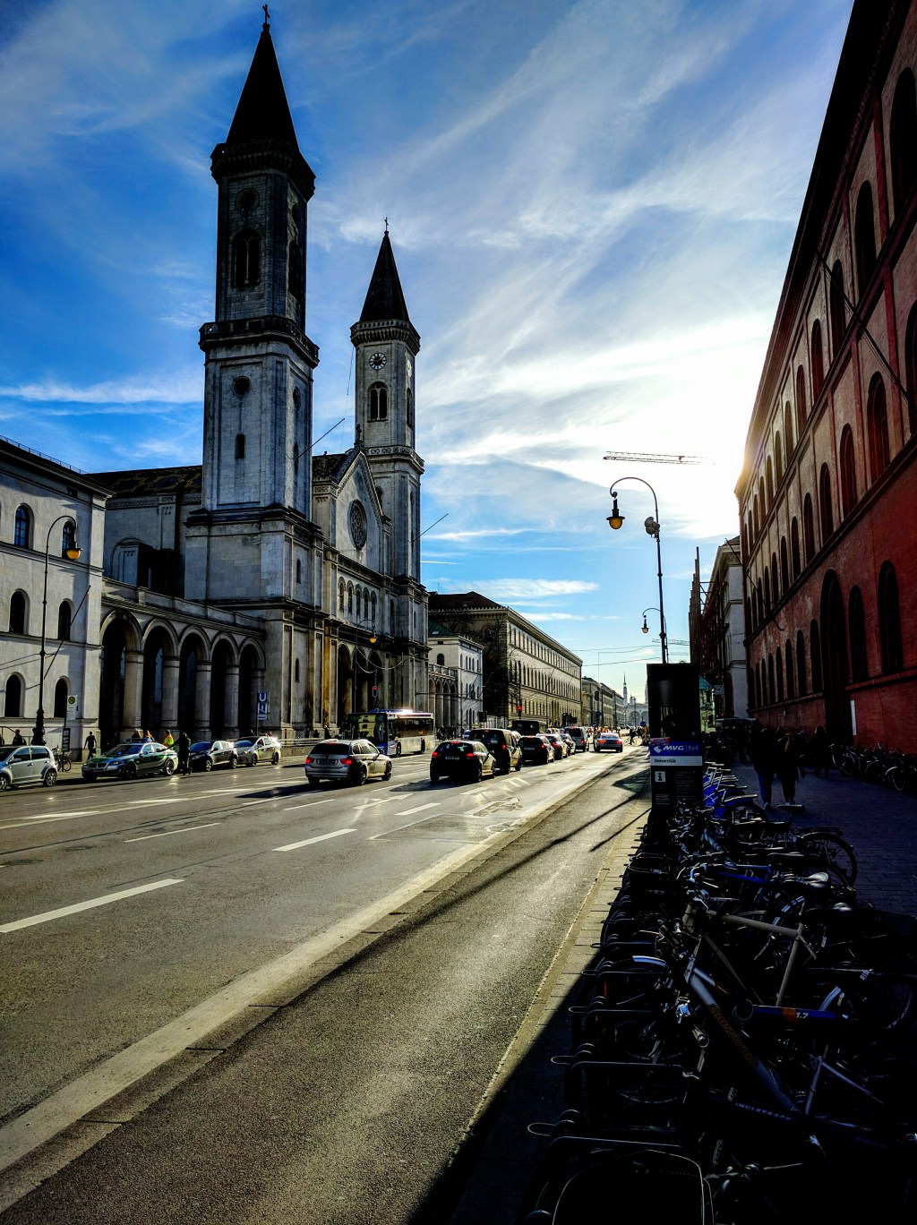 Viele Grüße aus&nbsp;München