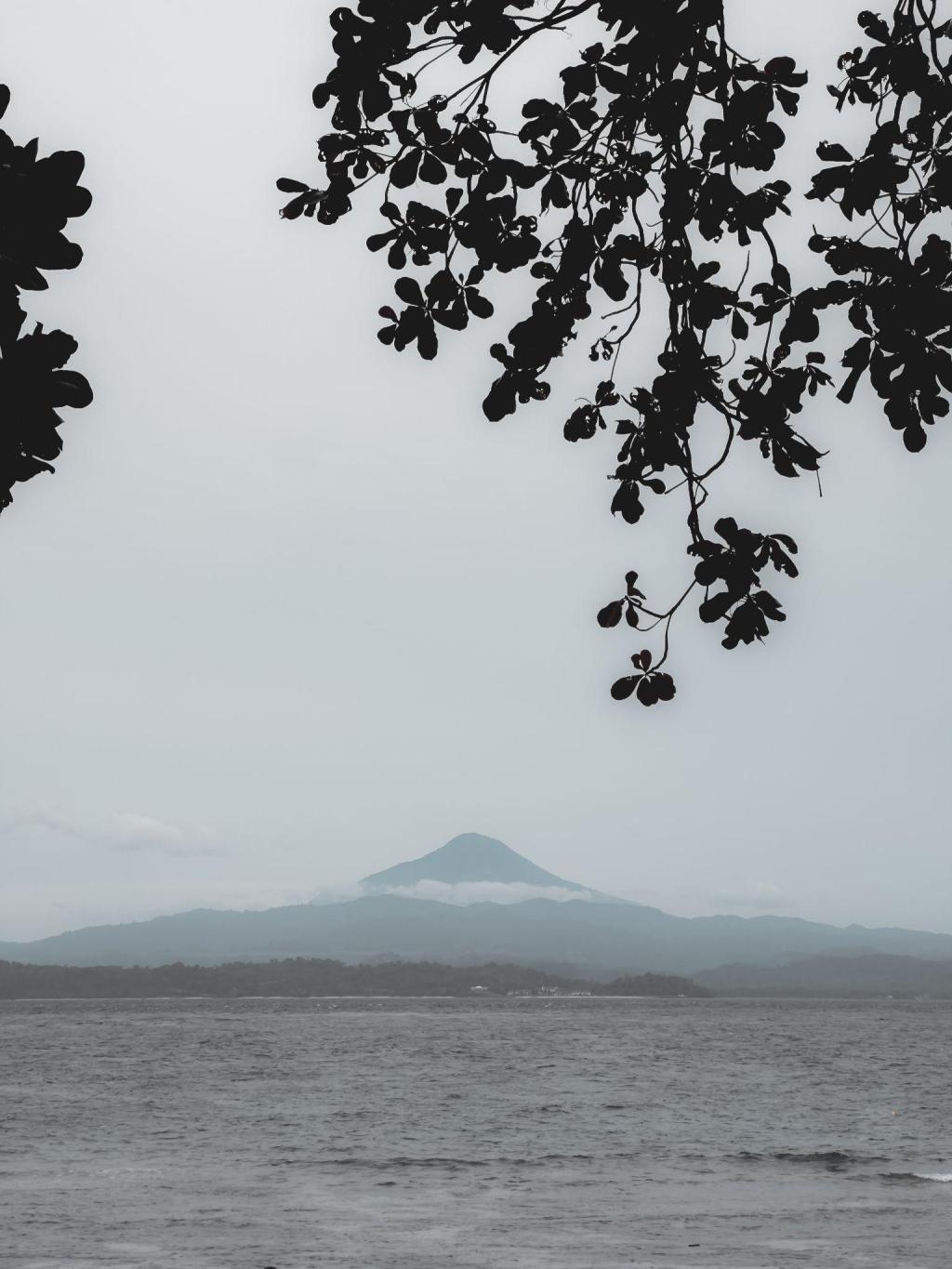 Manado: Stunning natural beauty and rich architectural heritage of Indonesia