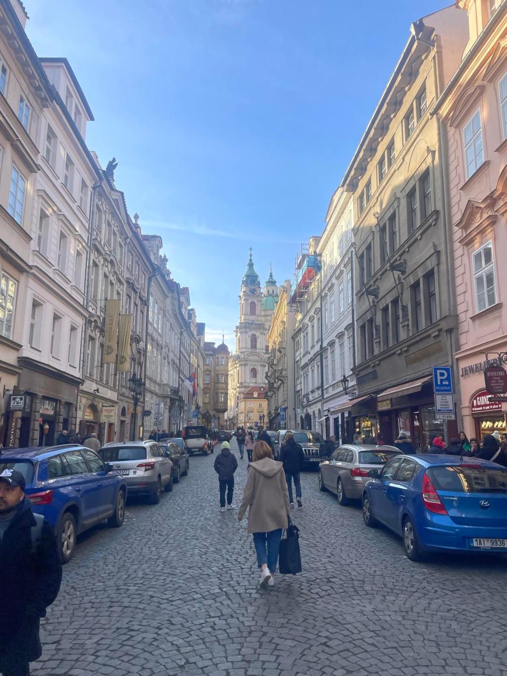 PRAGUE, PEOPLE & ‘PIVO’: WHY CZECH REPUBLIC IS A MUST&nbsp;VISIT!